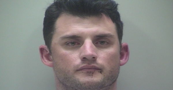 Mt. Juliet man drives through ditch, admits to drinking and caught with Xanax